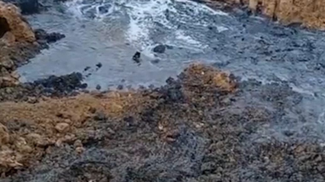 一公司被舉報(bào)非法掩埋大量工業(yè)危險(xiǎn)廢物，青海海西州：已成立調(diào)查組赴現(xiàn)場(chǎng)