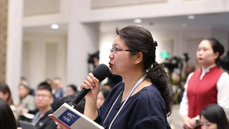 國(guó)新辦發(fā)布會(huì)：希望記者們?nèi)ゴ竺佬陆纯?，把真?shí)的新疆告訴全世界