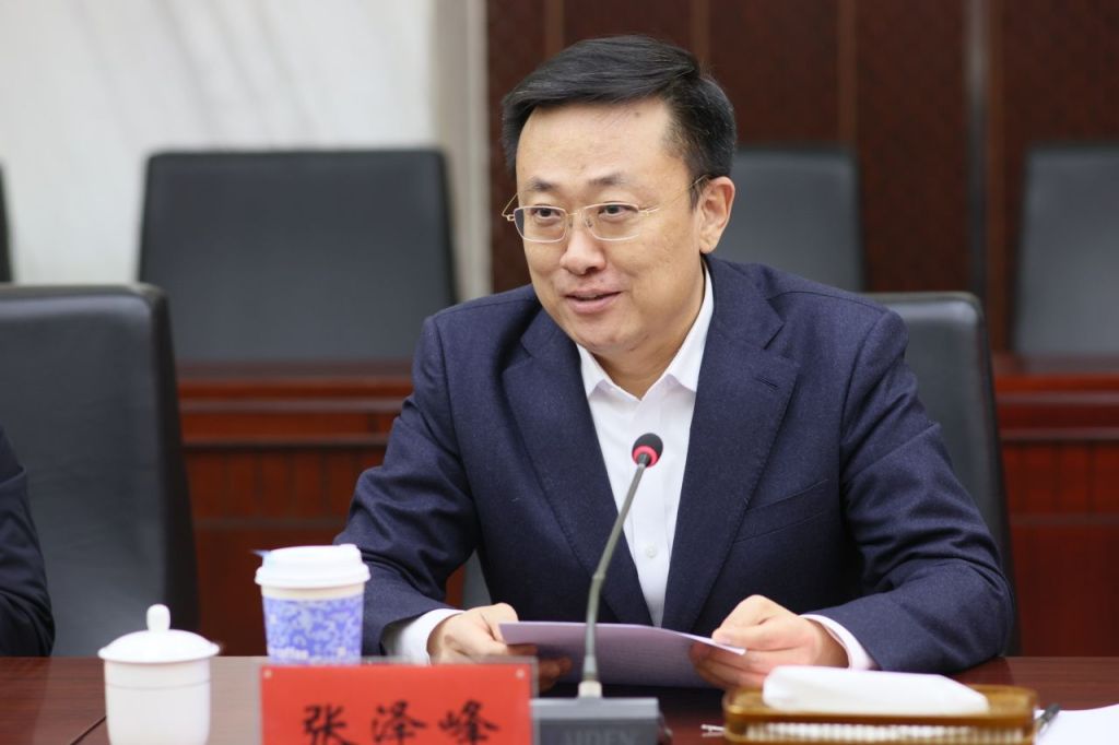 河北省商务厅厅长张泽峰已调任河北省国资委主任