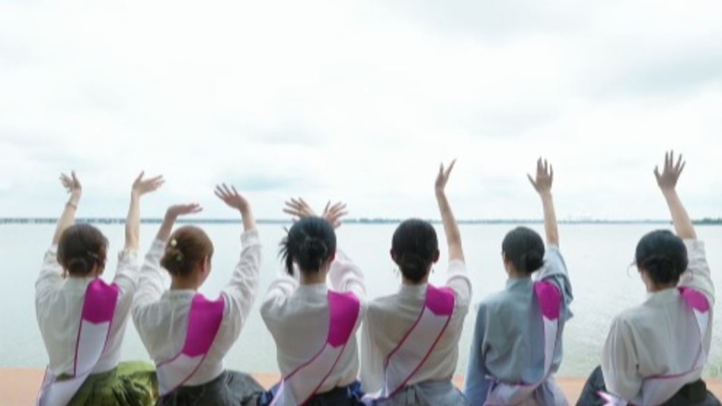 世界旅游小姐向世界推介小洱海