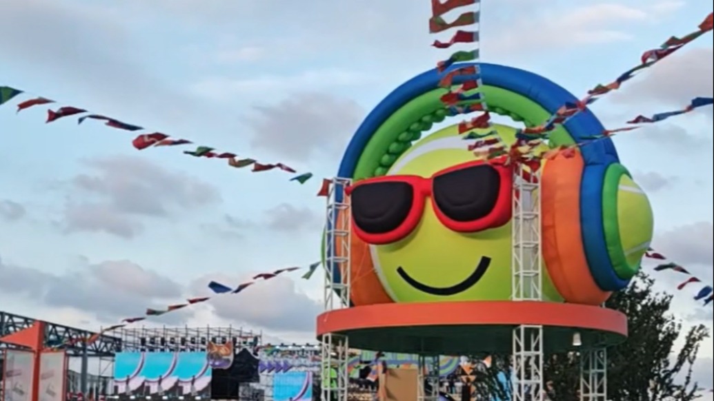 音乐网球双场景联动，现场呈现珍藏大师赛记忆