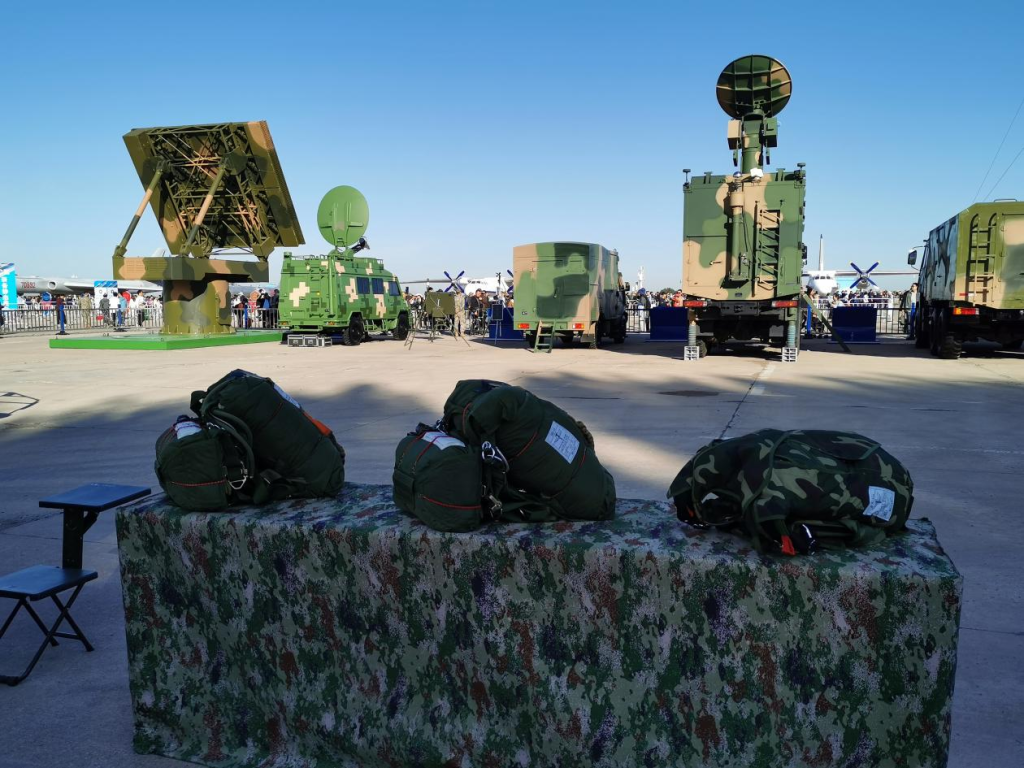 多图｜空降步兵战车、自行迫榴炮……“空降利刃”集中亮相长春航展