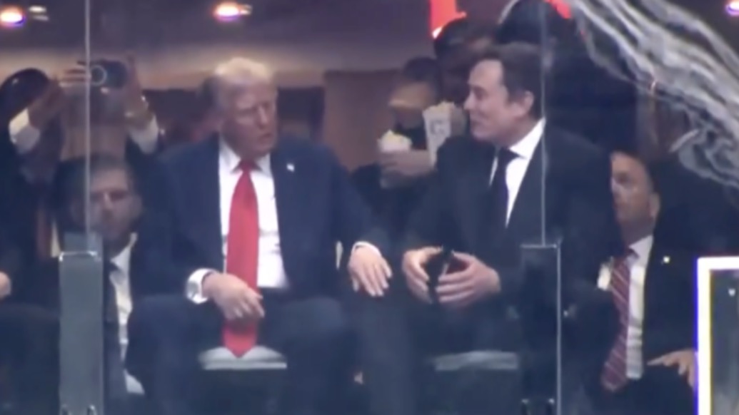 特朗普與馬斯克共同出席柯克追悼會，鬧掰數(shù)月后二人首度同框