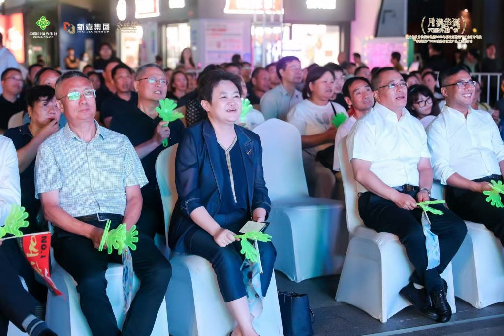 南通队苏超止步10连胜，停不下来的是文体商旅融合热潮