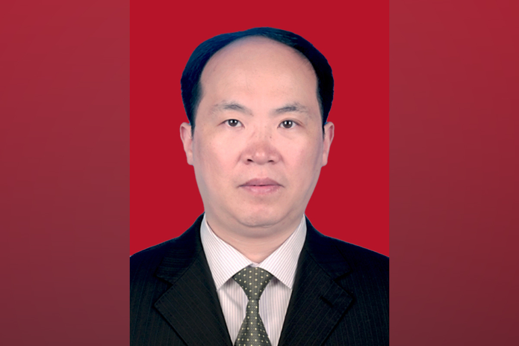河南省生态环境厅原厅长李哲出任省政府副秘书长（正厅级）
