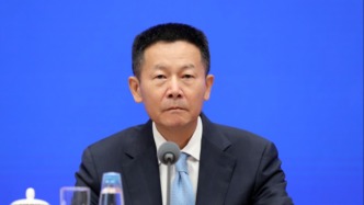 吳清：中長(zhǎng)期資金持有A股流通市值較“十三五”末增長(zhǎng)32%