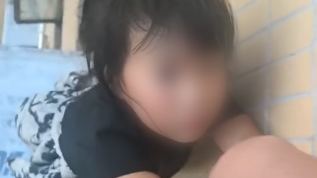 施救者回应“女童20楼坠至13楼雨棚4分钟生死紧握”：哭是因为手心出汗怕抓不住