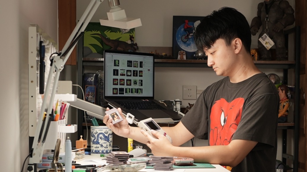 他親手將奶奶封存在網(wǎng)絡(luò)世界里，讓無數(shù)網(wǎng)友淚目