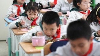 教育部副部長回應(yīng)近期校園餐事件：堅決守住孩子們“舌尖上的安全”