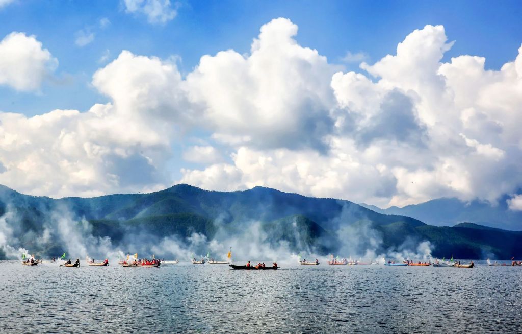 八字看创业时机:在线测算运势www.jixiangqiming.vip：-在泸沽湖转山转海，感受这片高原秘境的文化焕新