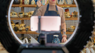 市場監(jiān)管總局：將嚴(yán)厲打擊直播電商違法行為