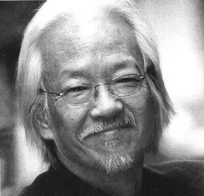 “生活中碰到这样的老年人我会敬而远之，但仍会偷偷读一下他的诗”