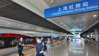 9月29日至10月1日，上海三大火車(chē)站候車(chē)室計(jì)劃通宵開(kāi)放運(yùn)營(yíng)