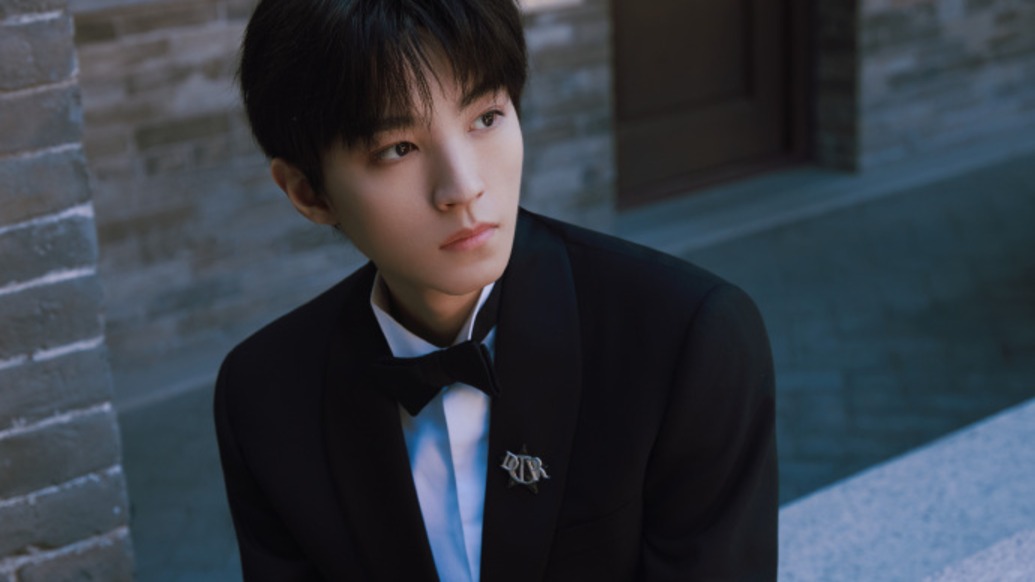 王俊凱上臺發(fā)言：一定做好評審工作