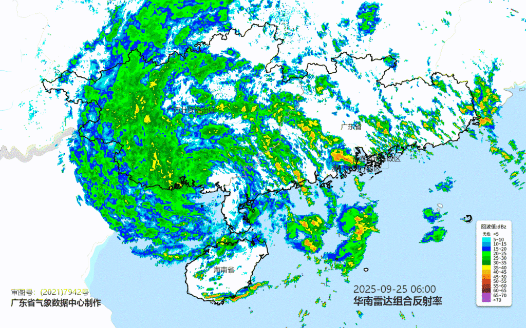 台风“桦加沙”登陆广西北海