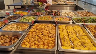 進一步規(guī)范學(xué)校食堂大宗食材采購驗收管理，兩部門發(fā)布《指引》