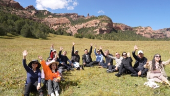 在三江源，詩人們“渴望成為這首大詩的一個句子”