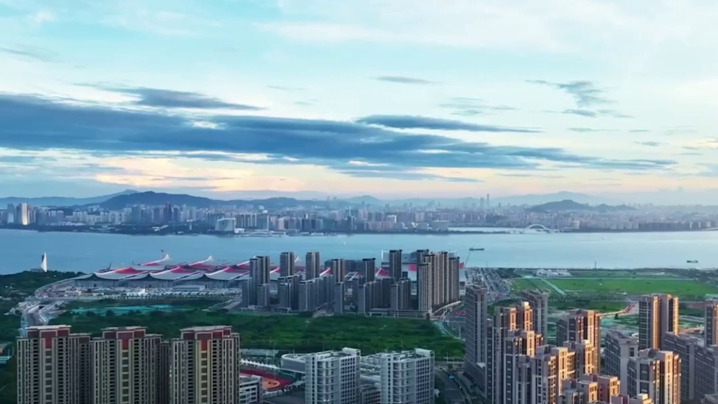 2025年中国金鸡百花电影节|金鸡奖提名者表彰仪式将首次在厦门国际博览中心举办