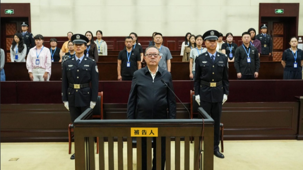 受賄超3億元，青島市人大常委會原副主任張錫君一審被判死緩