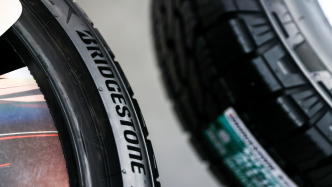 中國新能源汽車的決戰(zhàn)硝煙，已經(jīng)彌漫到輪胎市場