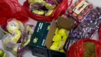 女兒一句“想吃水果”，父親開車兩小時(shí)跨城送來“一堆”