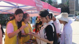 光明日報：高校開設(shè)“帶娃”專業(yè)，是對社會需求的回應(yīng)