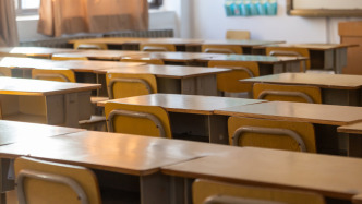 “博罗依”来袭海南发布台风三级预警，三市县中小学今日停课