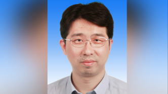 張春已任天津市河?xùn)|區(qū)代區(qū)長，曾長期在國家發(fā)改委任職