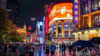 國(guó)慶中秋上?！跋M(fèi)大餐”來(lái)了：數(shù)百項(xiàng)活動(dòng)網(wǎng)羅吃、購(gòu)、玩