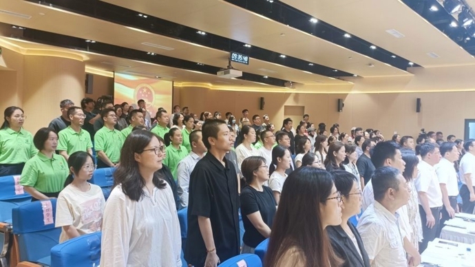 生肖鸡今日运势小提示:测算塔罗占卜www.jixiangqiming.vip：-上海首个面向一线养老护理员的养老本科专业开学，首批新生324人