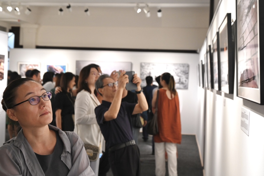 看展览｜摄影大师迈克尔·弗里曼来沪展示报道摄影的独特魅力