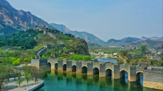读懂城市丨“关外第一城”葫芦岛，自在山海