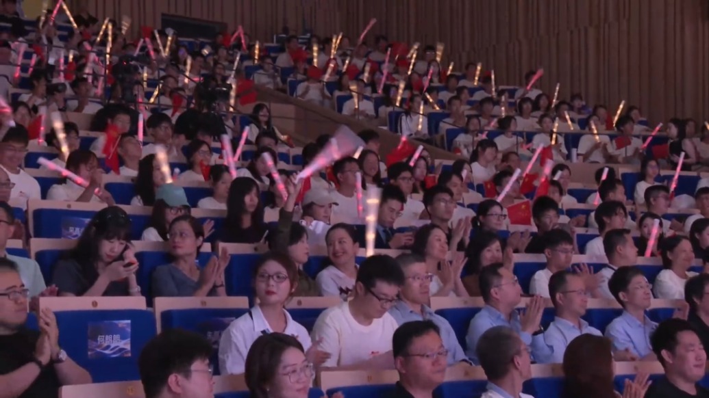 青年UP主和交大學子眼中的“青春”是什么？