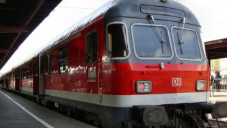 報(bào)廢火車車廂一節(jié)賣(mài)十幾萬(wàn)，火車車廂到底賣(mài)給誰(shuí)了？