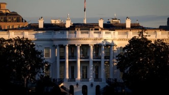 美总统特朗普下令10月14日起对进口木材与橱柜加征关税