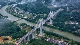 國慶前夕湖南桑龍高速、爐慈高速正式通車，將徹底改變湘西北地區(qū)交通格局