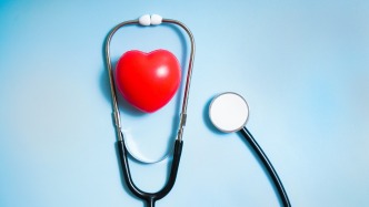 金融監(jiān)管總局：積極將醫(yī)療新技術(shù)、新藥品、新器械納入保險(xiǎn)保障范圍