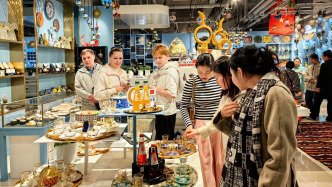 兩部門：支持15個(gè)左右城市培育建設(shè)國際化消費(fèi)環(huán)境，每個(gè)城市最多可獲補(bǔ)助2億元