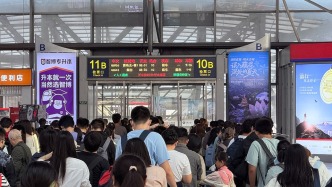 假期第一天，全國鐵路預計發送旅客2300萬人次