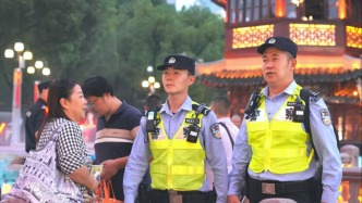 國慶首日外灘累計客流56.3萬人次，同比去年上升超兩成