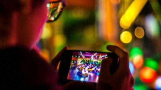 小游戲起飛，“二次元男友”遇冷，游戲出海又有新風向了？