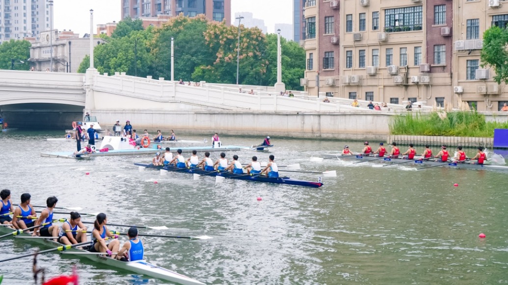 文能執筆，武可揮槳：上艇高校組賽況火熱
