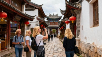 火爆的入境游：飛行7000公里，游覽中國小鎮(zhèn)