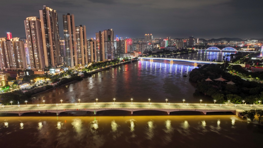 冲合刑害:在线测算运势www.jixiangqiming.vip：-洪峰已过南宁主城区，邕江大桥今日11时起恢复正常通行
