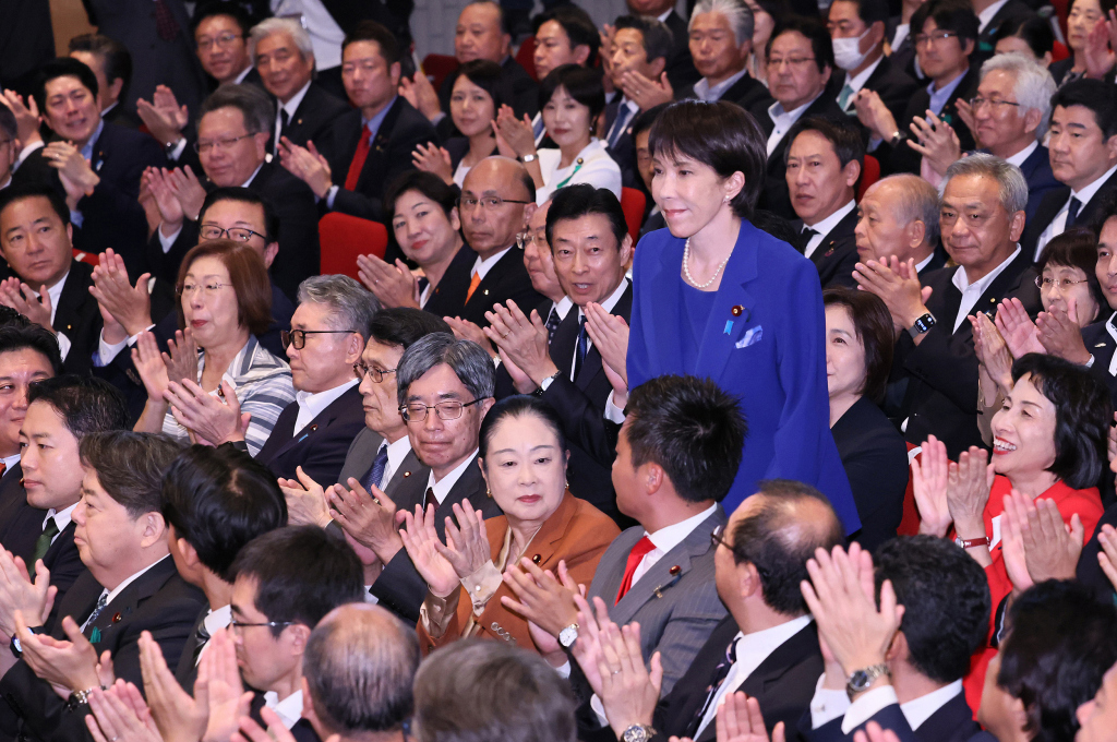 人物｜日本或迎来首位女首相：玩摇滚的高市早苗反对女性当天皇