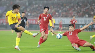 “蘇超”淘汰賽再次以點(diǎn)球決勝：泰州隊晉級四強(qiáng)