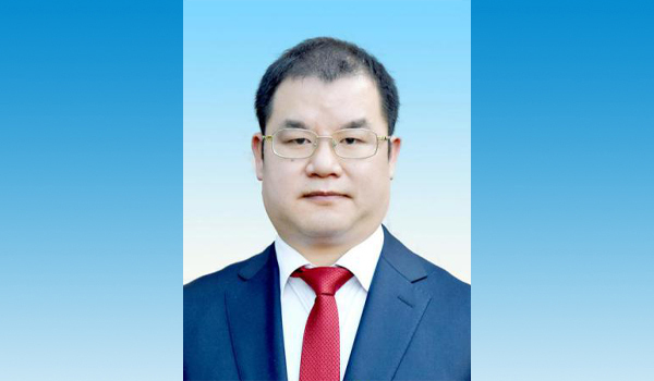 “准80后”方东辉任吉首大学校长