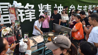 馬上評｜“雞排哥”累了：什么是打造城市文旅名片的關(guān)鍵