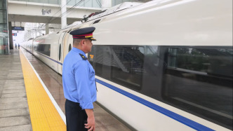 國慶中秋假期返程高峰到來，今日長三角鐵路預計發送358萬人次