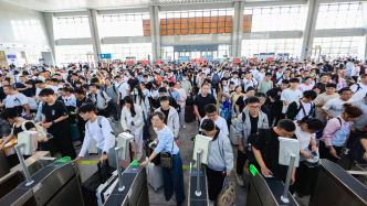 全國鐵路迎來返程客流高峰，預計今日發送1905萬人次